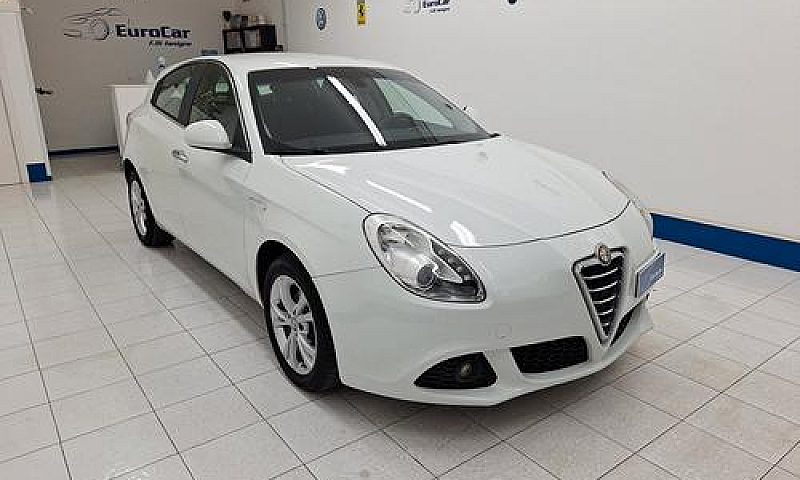 Alfa Romeo Giulietta...