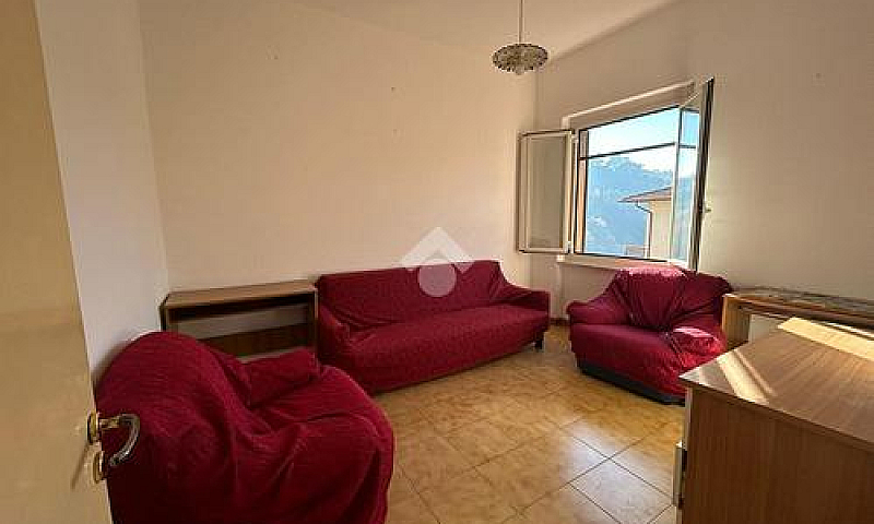 3 Locali A Perugia...