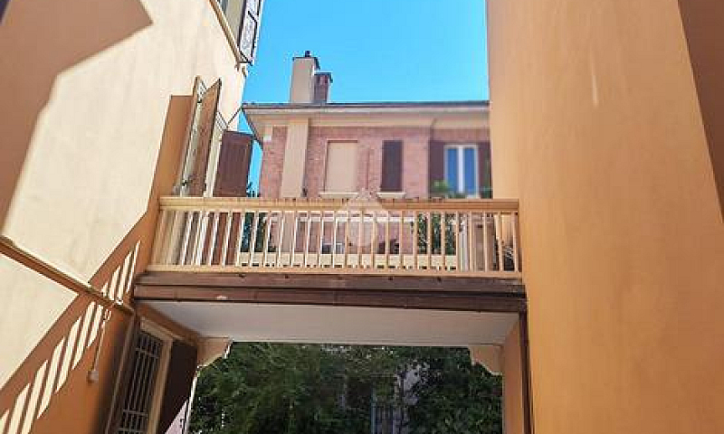 Monolocale A Bologna...