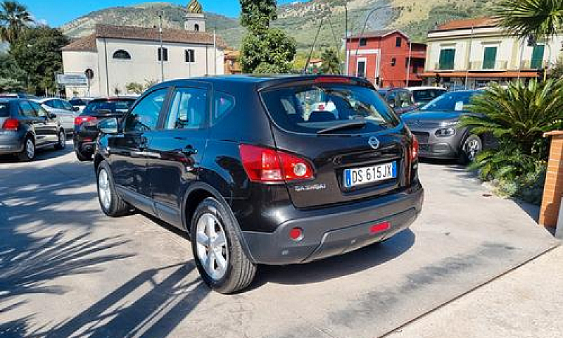 Nissan Qashqai 1.5 D...