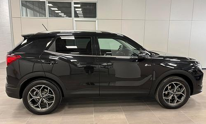 Ssangyong Korando 1....