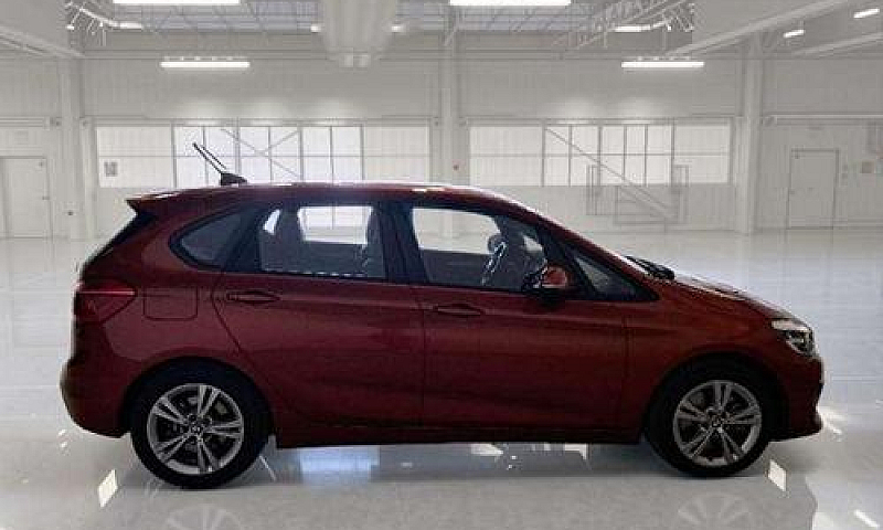 Bmw 225 Active Toure...