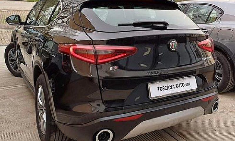 Alfa Romeo Stelvio 2...
