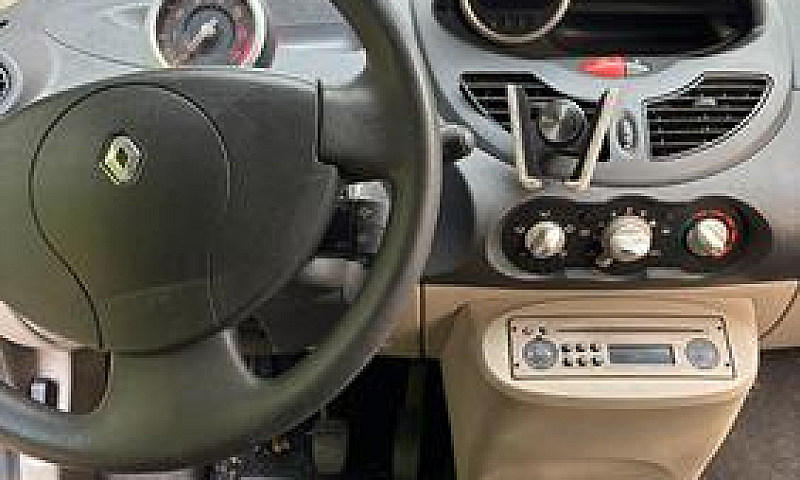 Renault Twingo...