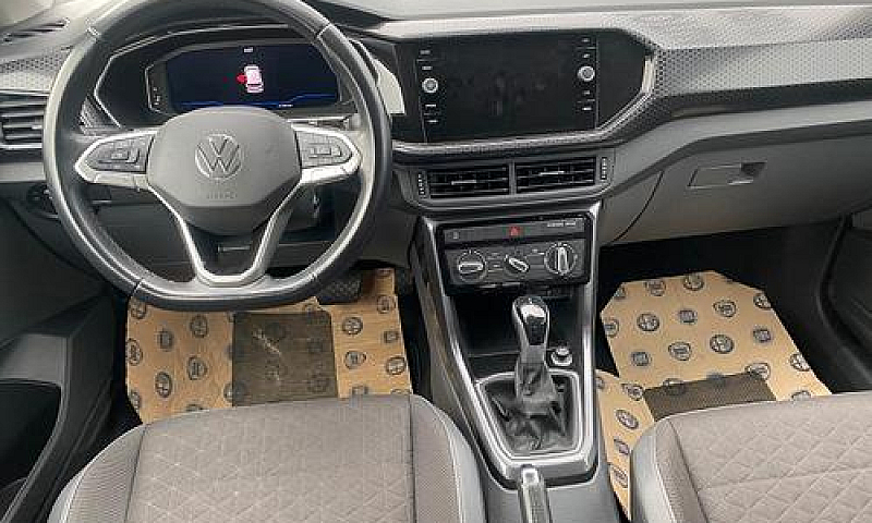 Volkswagen T-Cross 1...