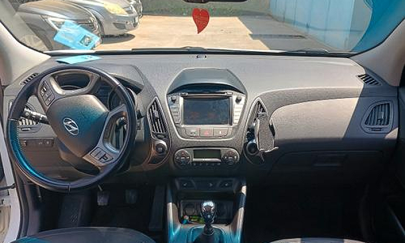 Hyundai Ix35 Leggi ...