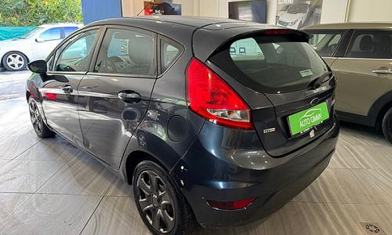 Ford Fiesta 1.4 Dies...