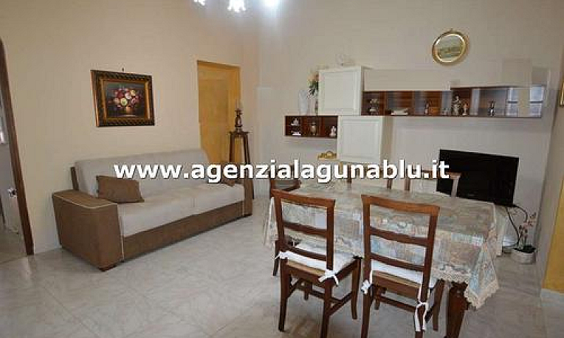 Appartamento Con Ing...
