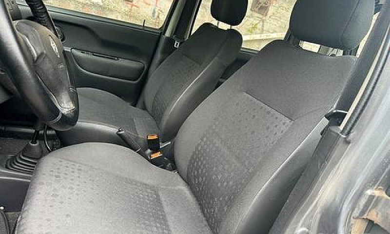 Opel Agila 1.0 Benzi...