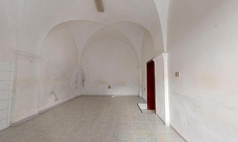 Ittiri. Via Manzoni....