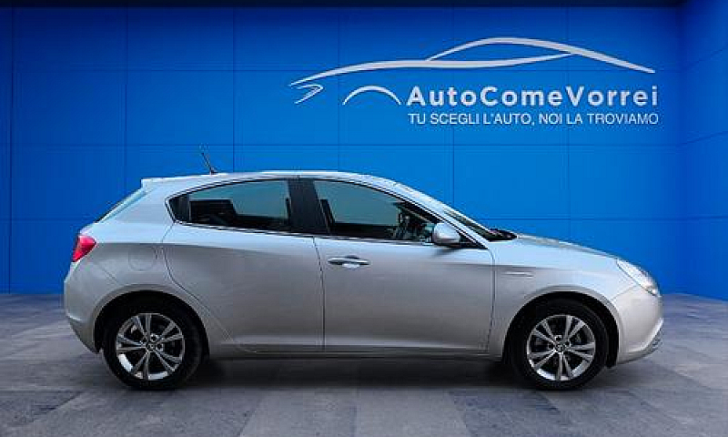 Alfa Romeo Giulietta...