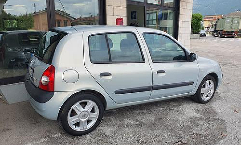 Renault Clio 1.4 16V...