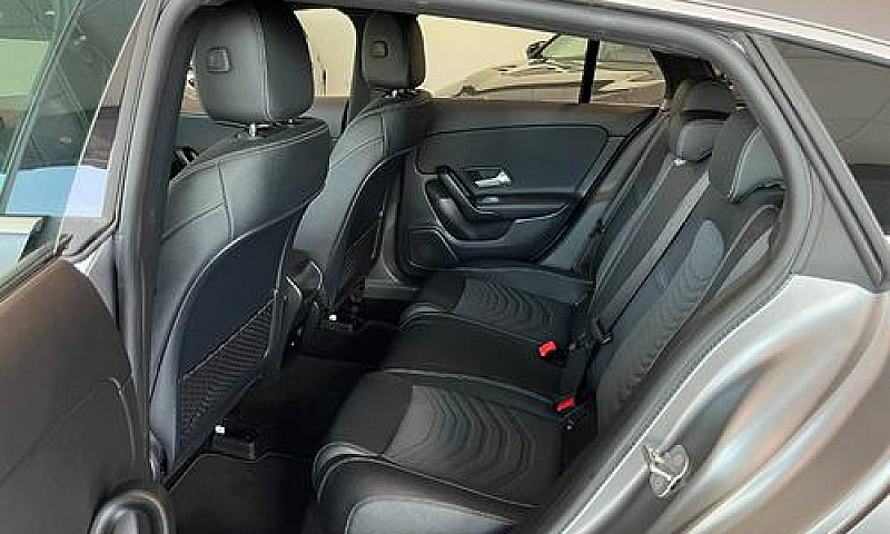 Mercedes-Benz Cla 18...