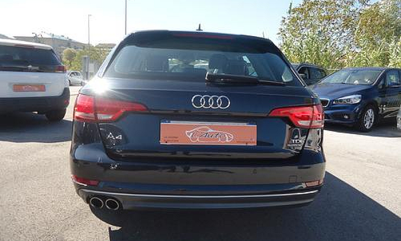 Audi A4 Avant 40 2.0...