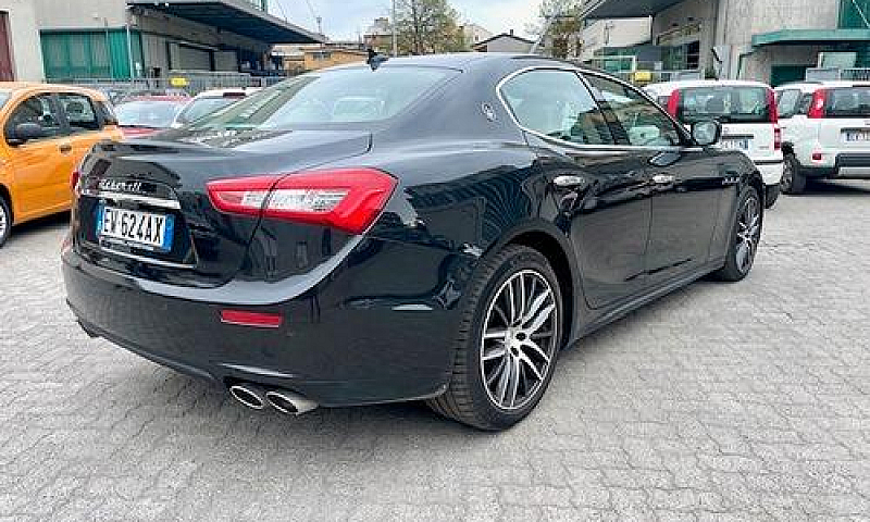 Maserati Ghibli V6 D...