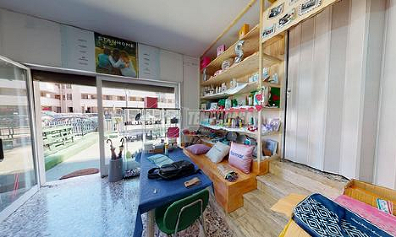Locale Commerciale I...