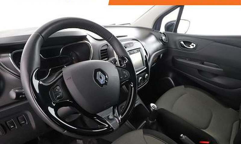 Renault Captur Rs977...