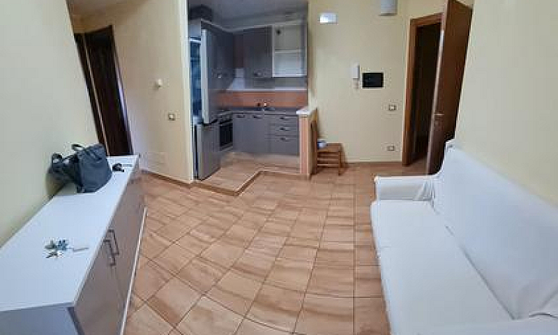 Ristrutturato E Semi...