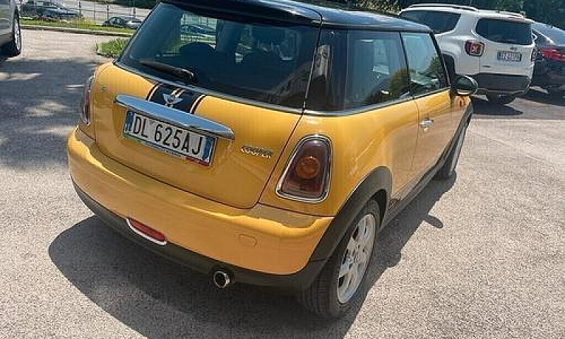 Mini Cooper John 1.6...