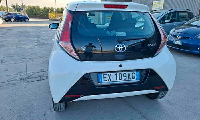 Toyota Aygo 1.0 Benz...