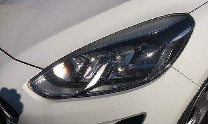 Ford Fiesta 1.5 Tdci...