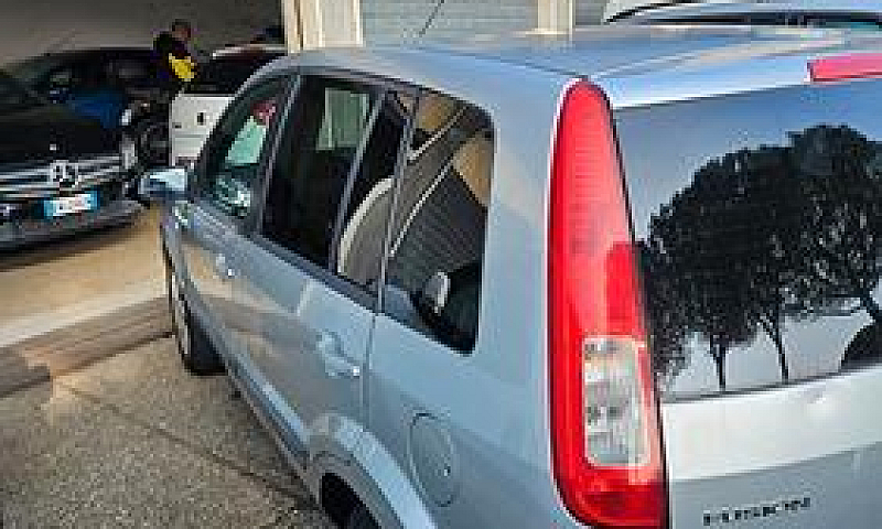 Ford Fusion 1.6 Tdci...