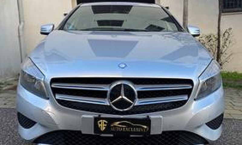 2014 Mercedes-Benz A...