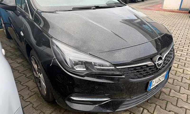 Opel Astra 1.5 D Aut...