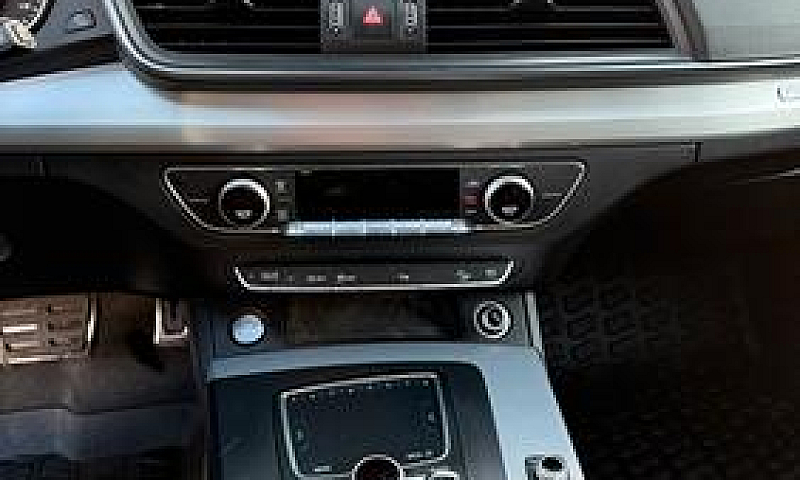 Audi Q5 40Tdi S-Tron...