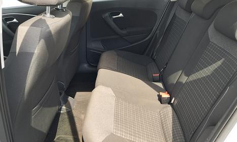 Vw Polo 1.4 Tdi Comf...