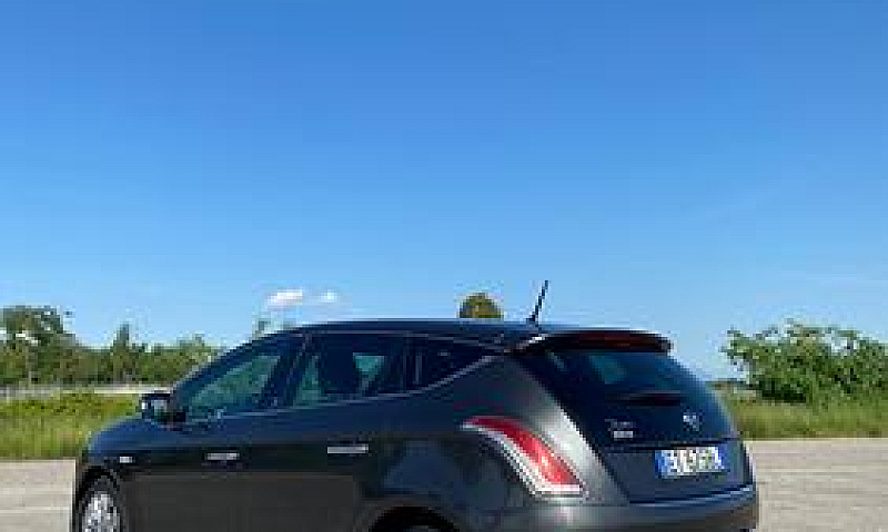 Lancia Delta 1.6 Mjt...