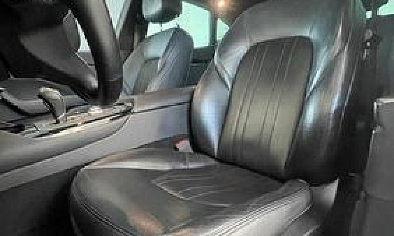 Maserati Levante V6 ...