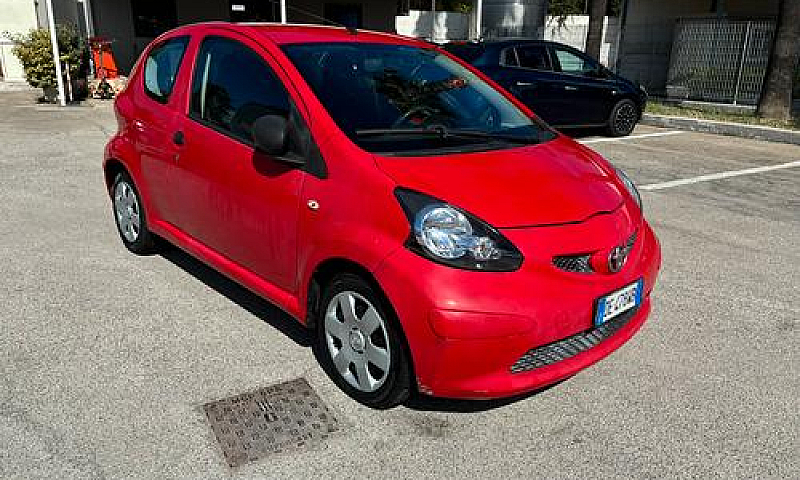 Toyota Aygo 1.0 Benz...