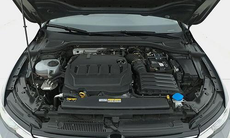 Volkswagen Golf Styl...