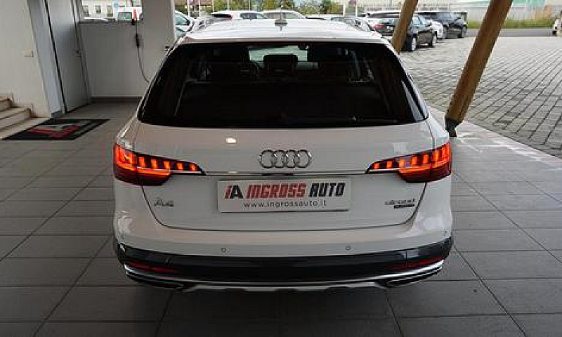 Audi A4 Allroad 40 T...