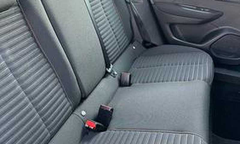 Peugeot 2008 Bluehdi...