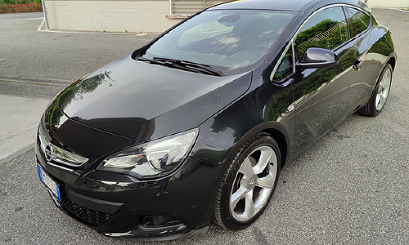Opel Astra Gtc 2.0Di...