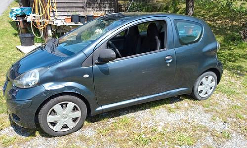 Toyota Aygo 1ª Serie...