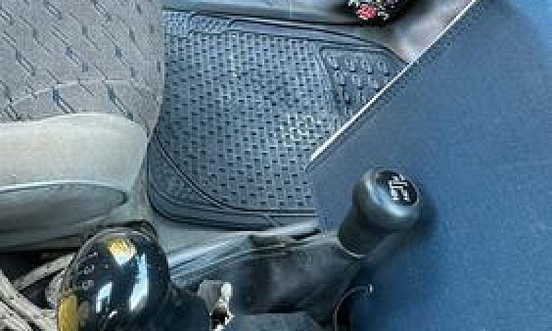 Pick-Up Mazda 2.5...