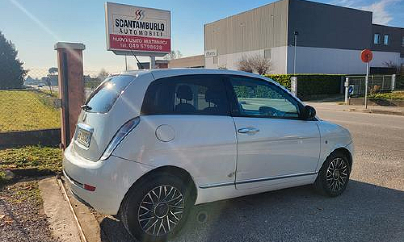 Lancia Ypsilon 1.2 6...