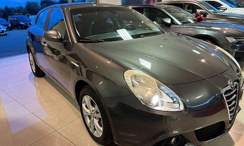 Alfa Romeo Giulietta...