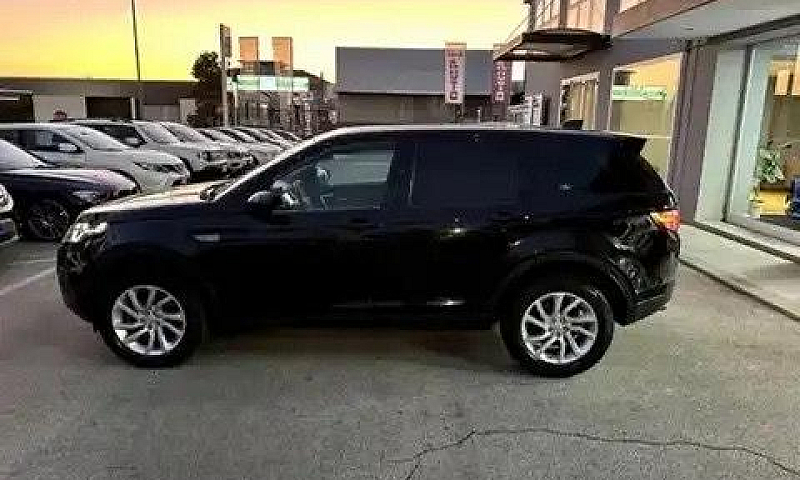 Land Rover Discovery...