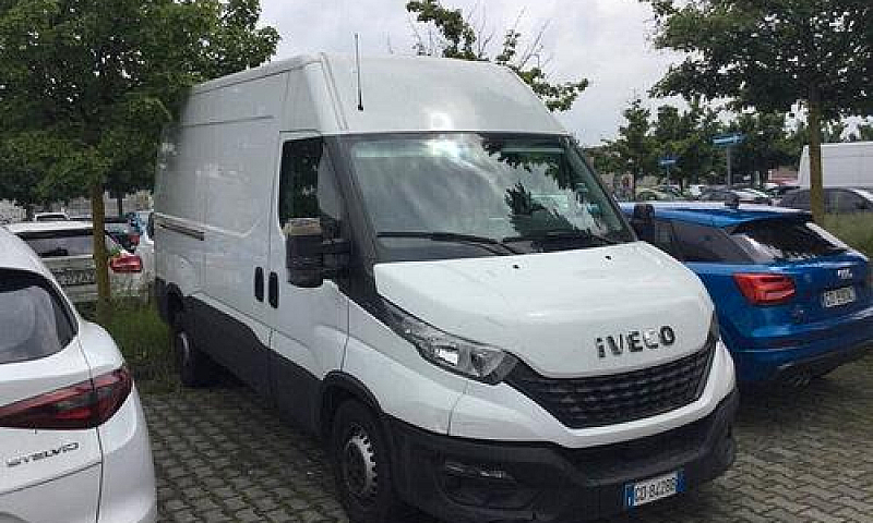 Iveco Daily 33S12V 2...