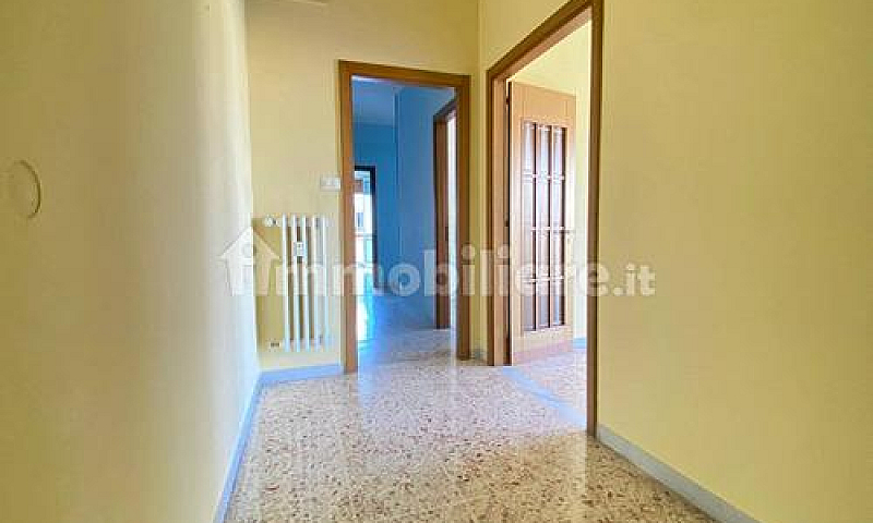 Attico - Via Federic...