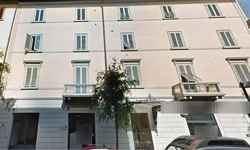 Appartamento A Pisto...