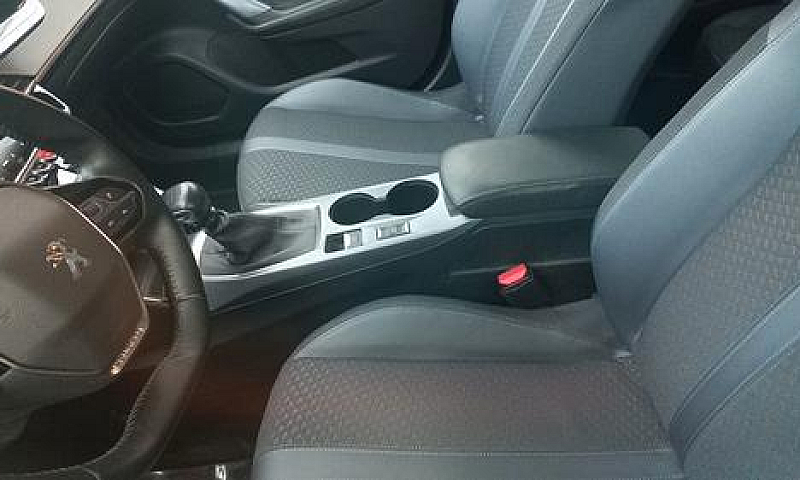 Peugeot 2008 Bluehdi...