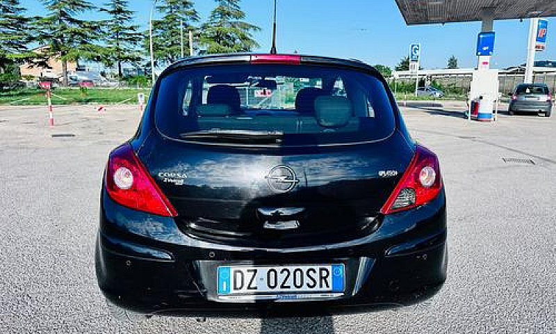 Opel Corsa 1.2 80Cv ...