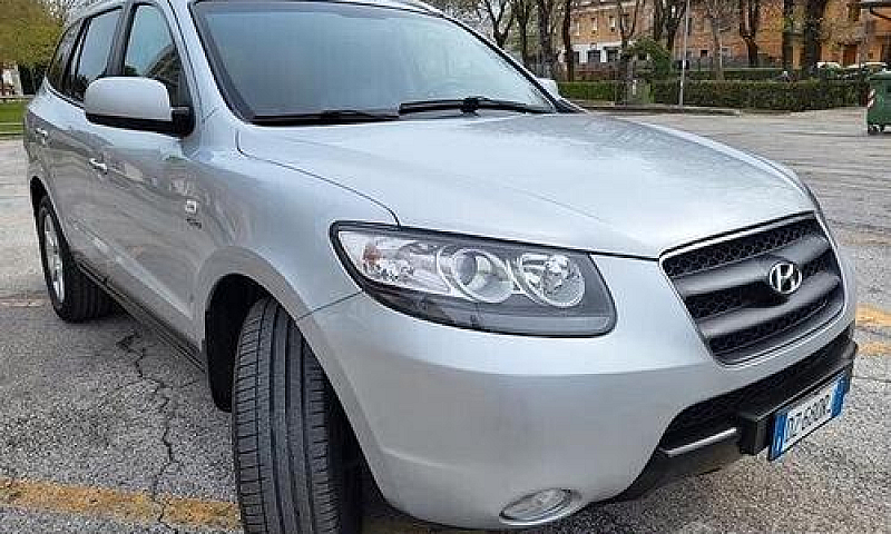 Hyundai Santa Fe 2.2...