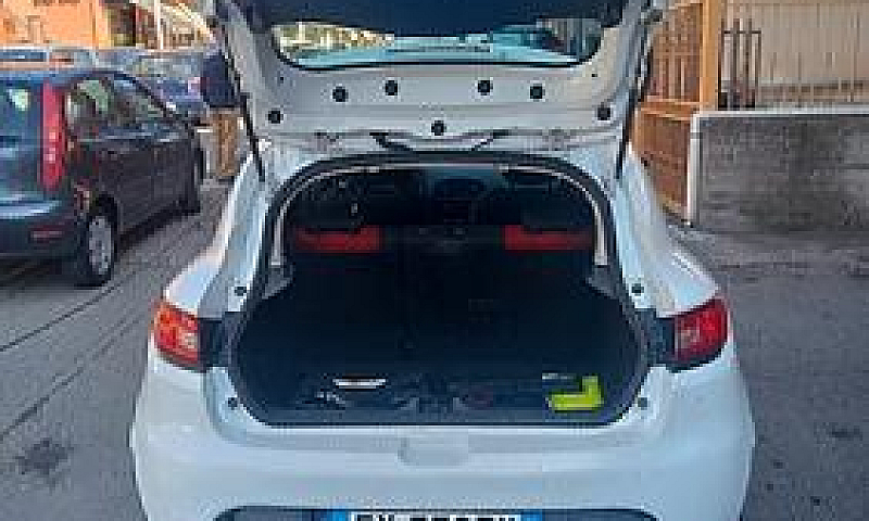 Renault Clio 1.5 Dci...