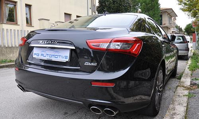 Maserati Ghibli V6 D...